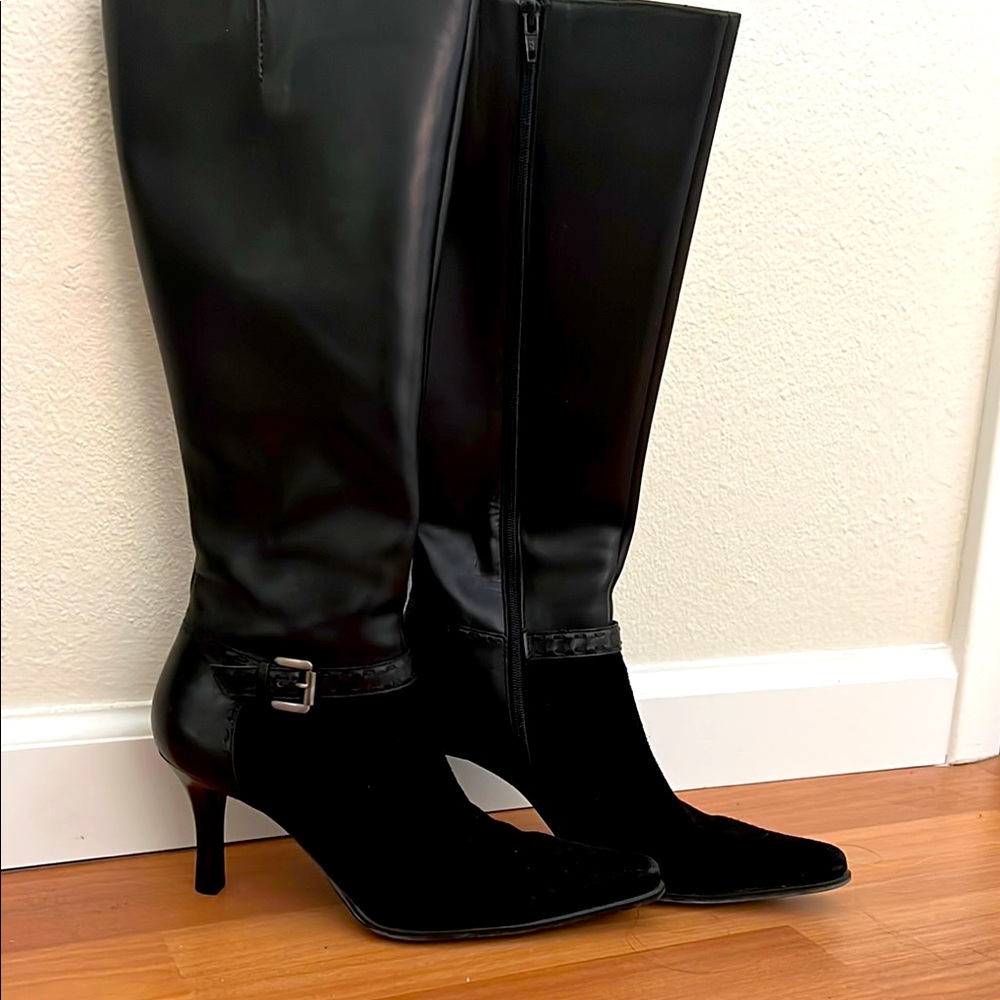 Elegant Black Knee-High Women's Boots